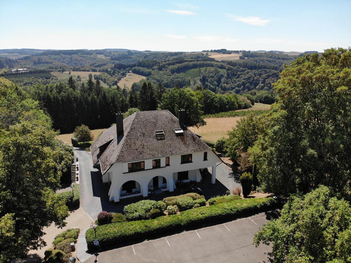 Les Alisiers Hotel Nadrin Buitenkant foto