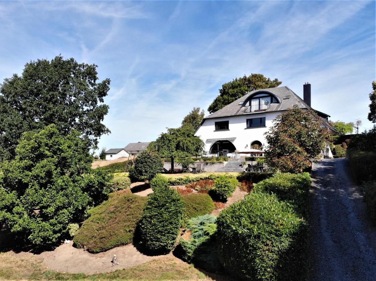 Les Alisiers Hotel Nadrin Buitenkant foto